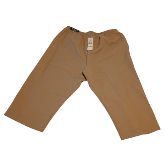 Alfred Dunner Classic Fit Women's Plus Capris, Tan 18W NWT - Picture 2 of 6
